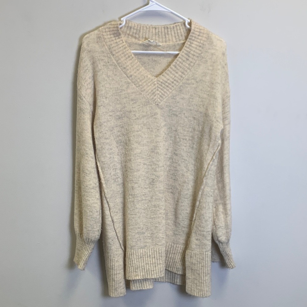 Time and Tru Cream V-Neck Sweater